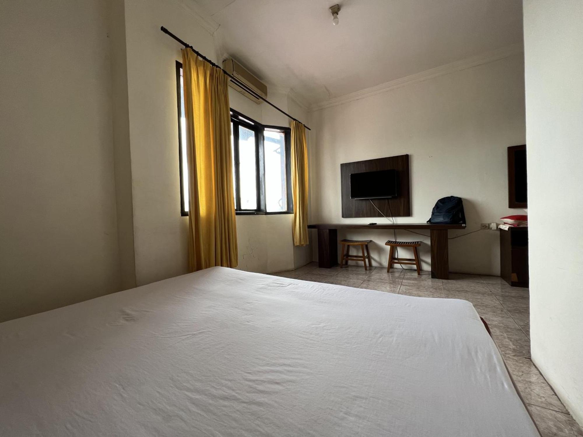 Hotel Oyo 92098 Kost Orange Syariah Makassar Esterno foto